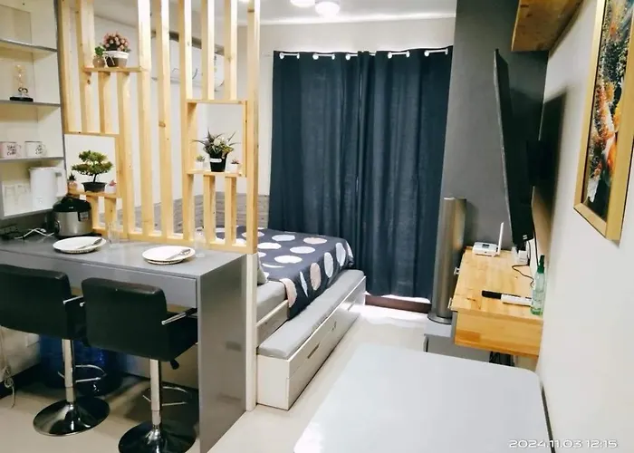 Alex's Staycation Hostel *