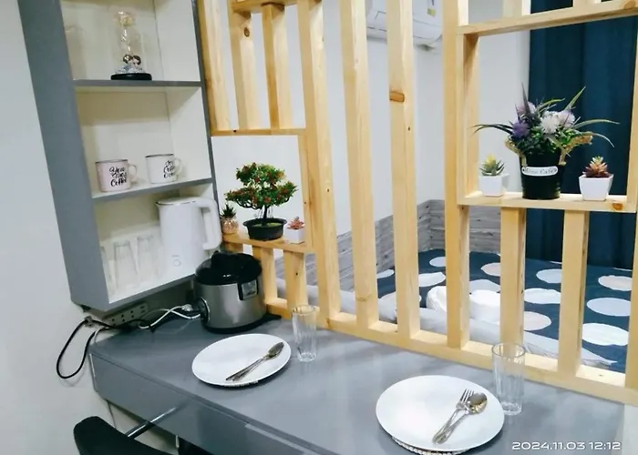 Hostel Alex's Staycation Cebu